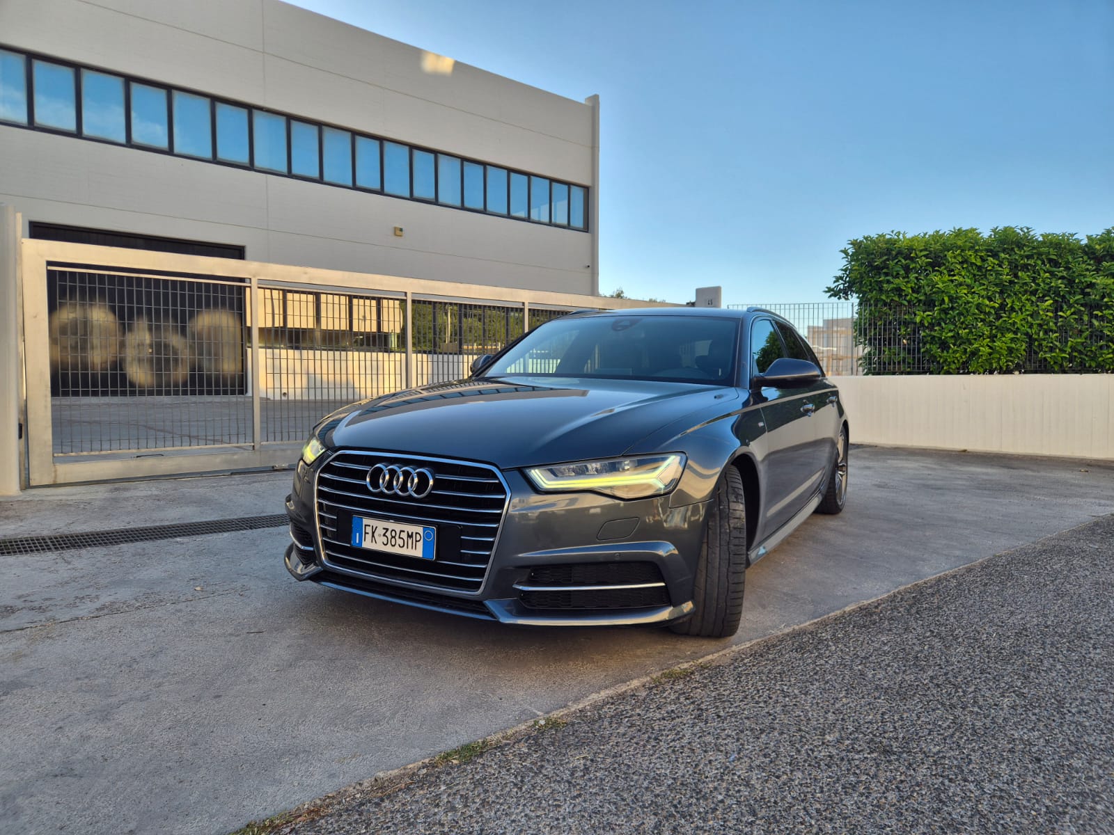 Audi A6 Avant S-Line interno/esterno — foto 8