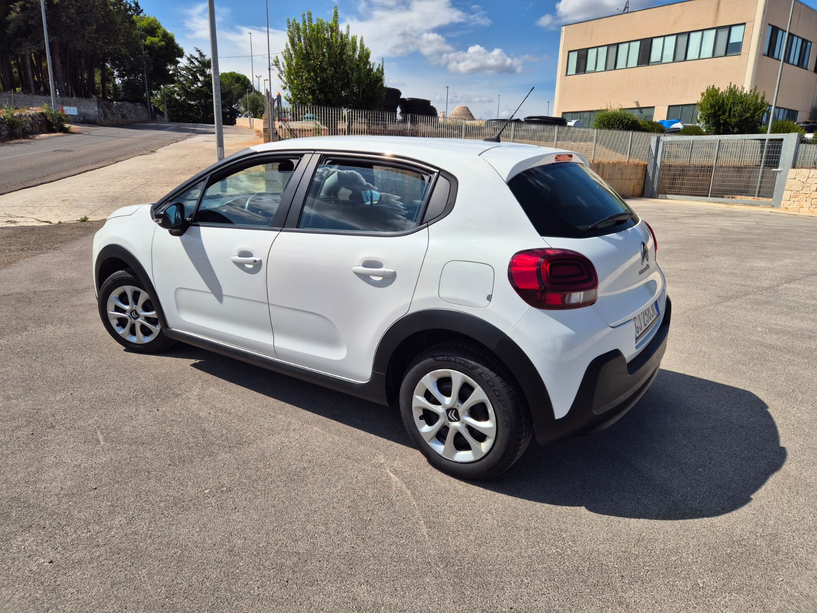 Citroën C3 1.2 PureTech 83 S&S — foto 3