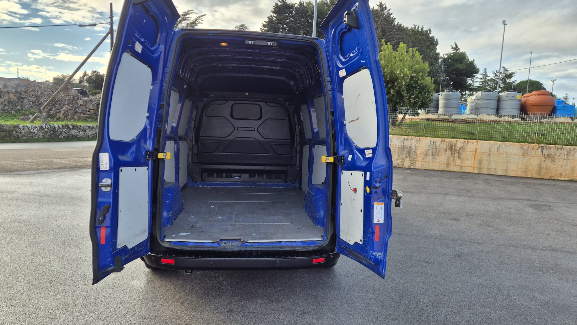 Ford Transit Custom 300 L2 H2 Trend EcoBlue Hybrid 170 CV — foto 6