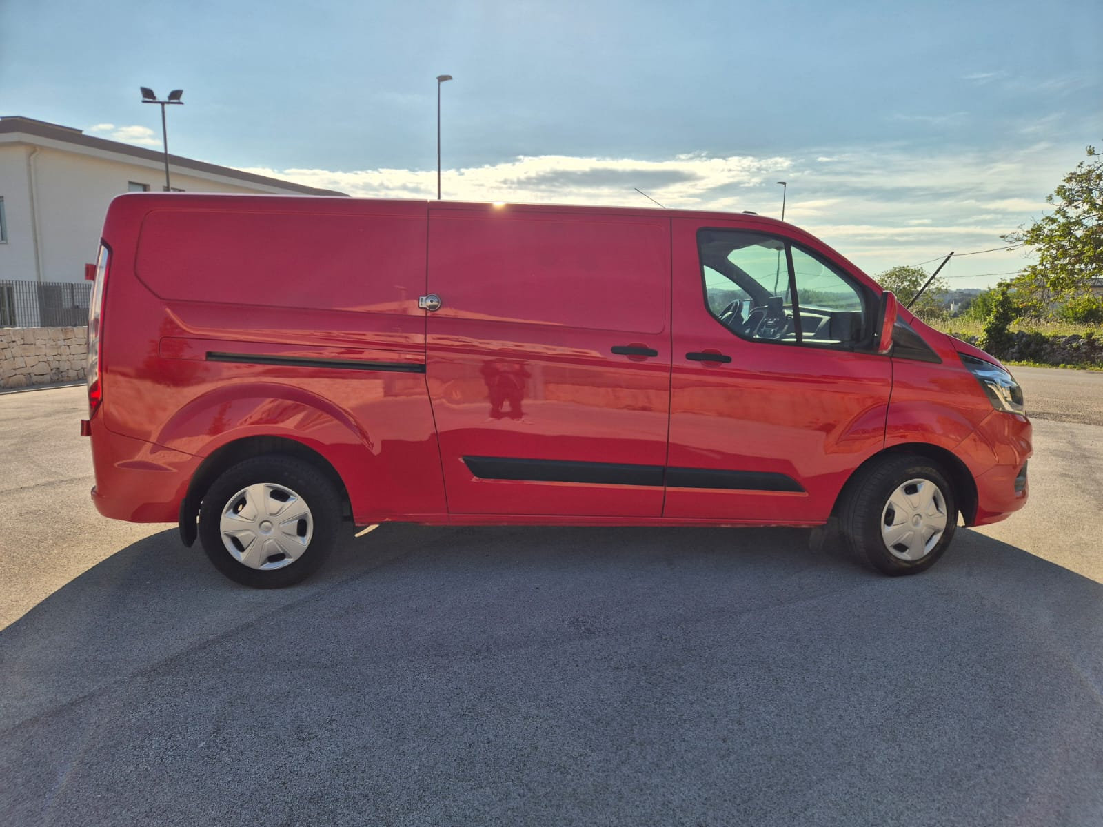 Ford Transit Custom 340 L2 H1 2.0 TDCi 130 CV Trend — foto 6