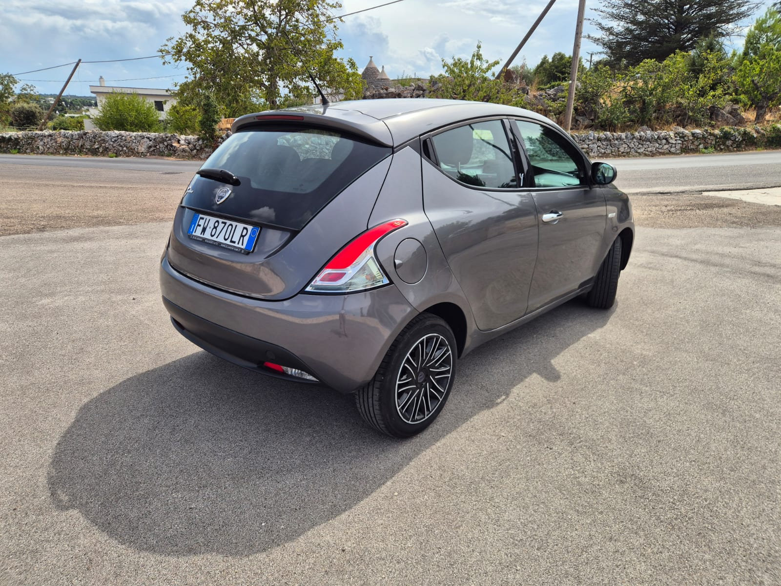 Lancia Ypsilon 1.2 Fire 69 CV 5 porte — foto 4