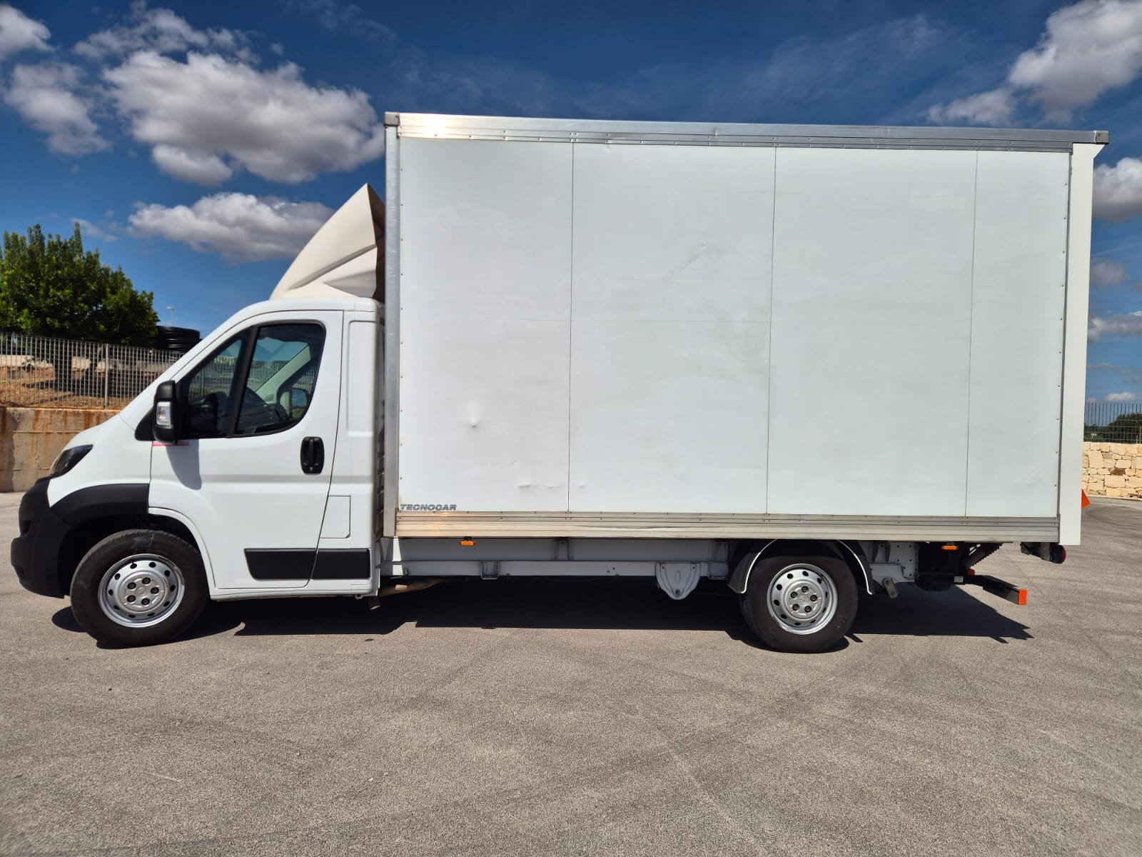 Opel Movano cassonato con sponda idraulica Dhollandia — foto 6