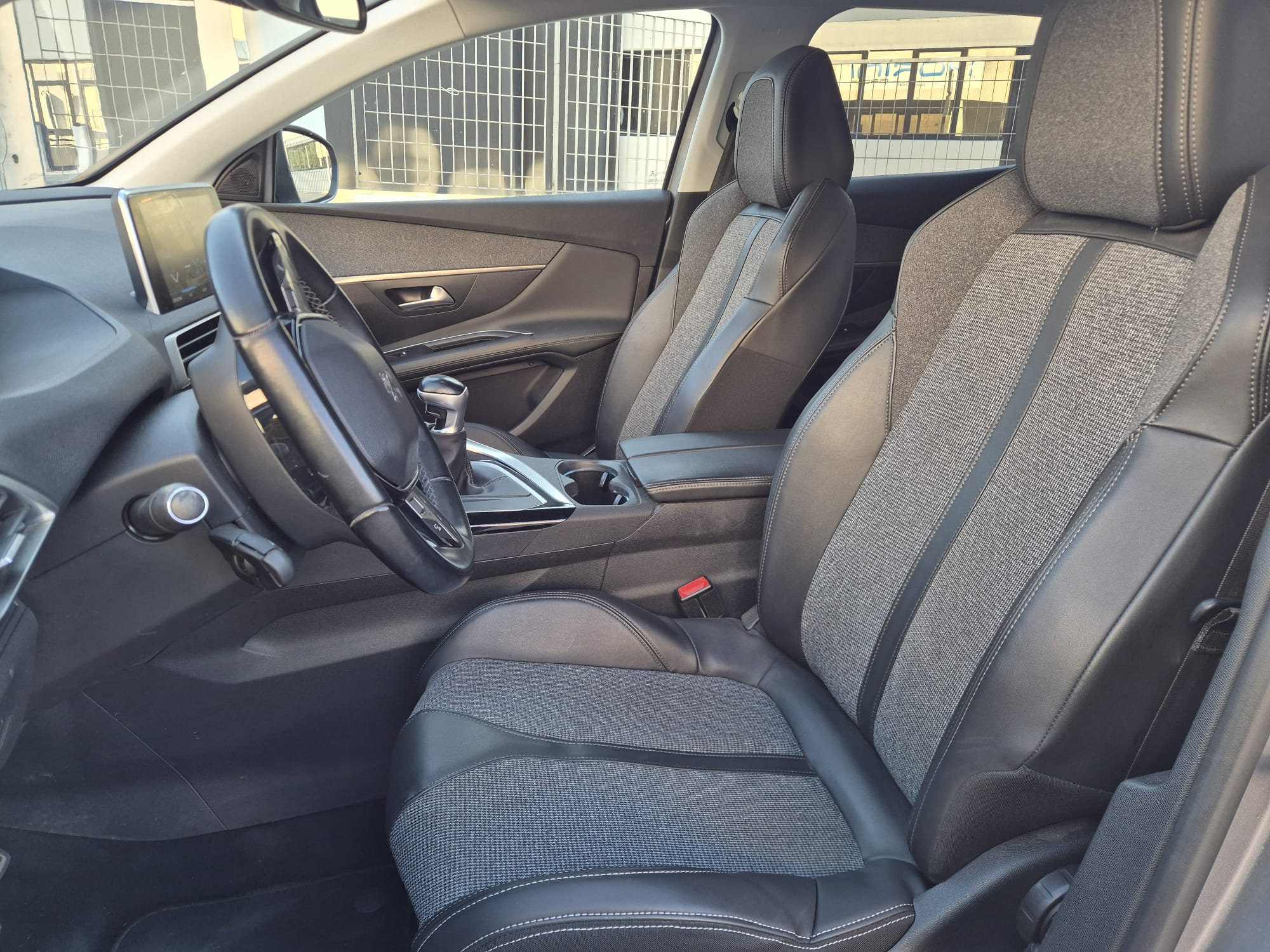 Peugeot 3008 1.5 BlueHDi 130 CV Allure — foto 13