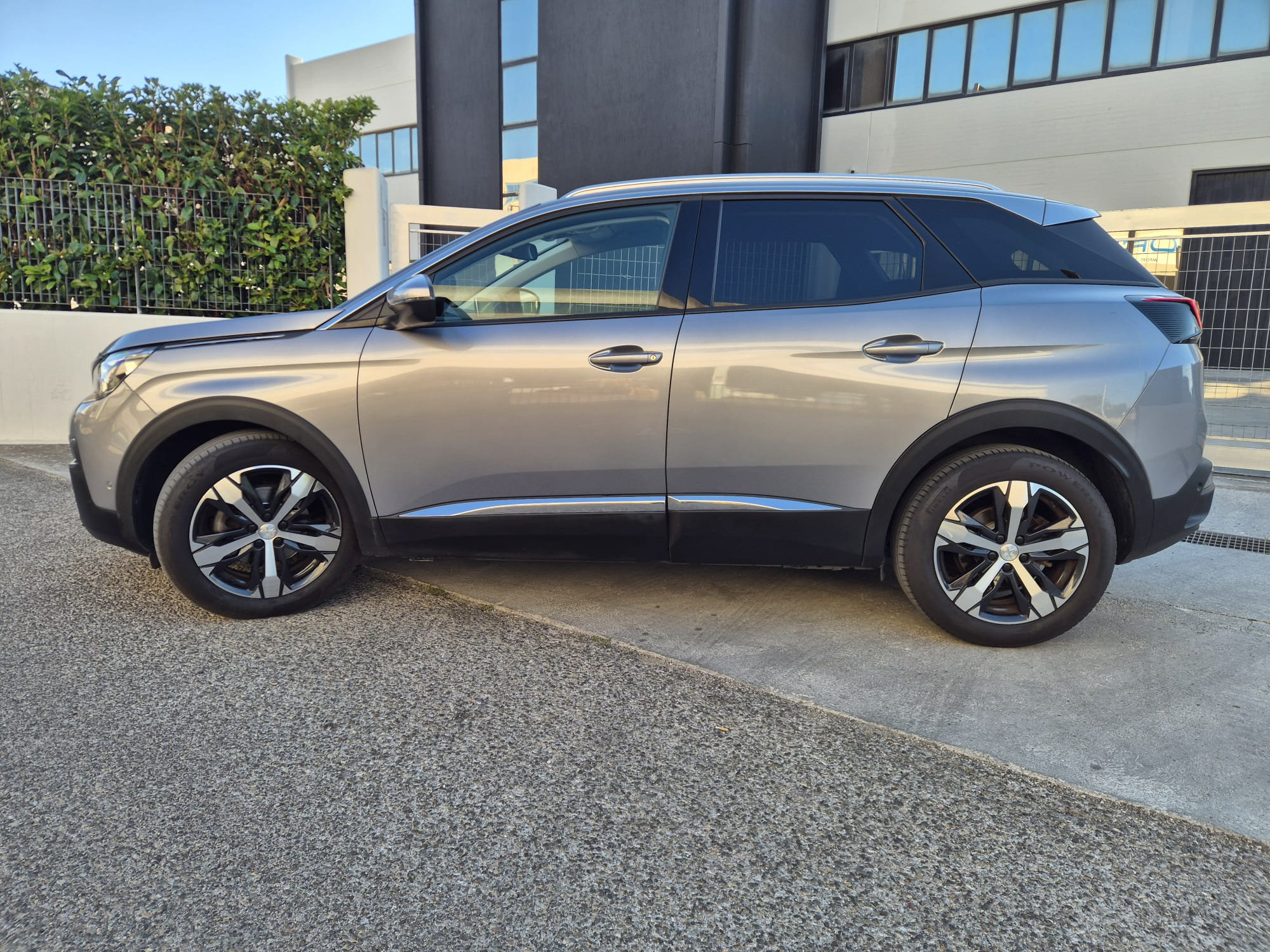 Peugeot 3008 1.5 BlueHDi 130 CV Allure — foto 7