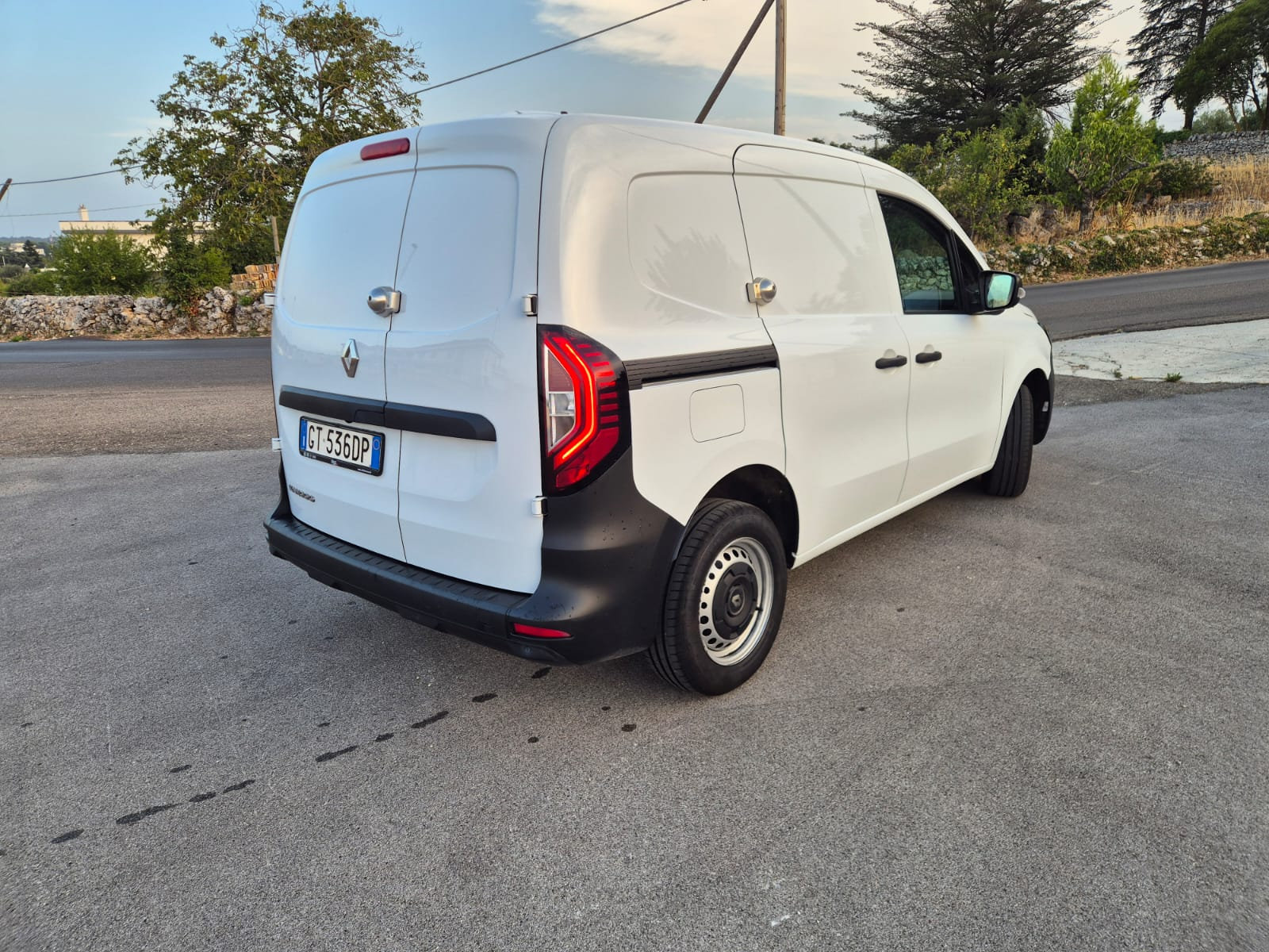 Renault Kangoo Van 1.5 Blue dCi 95 CV — foto 2