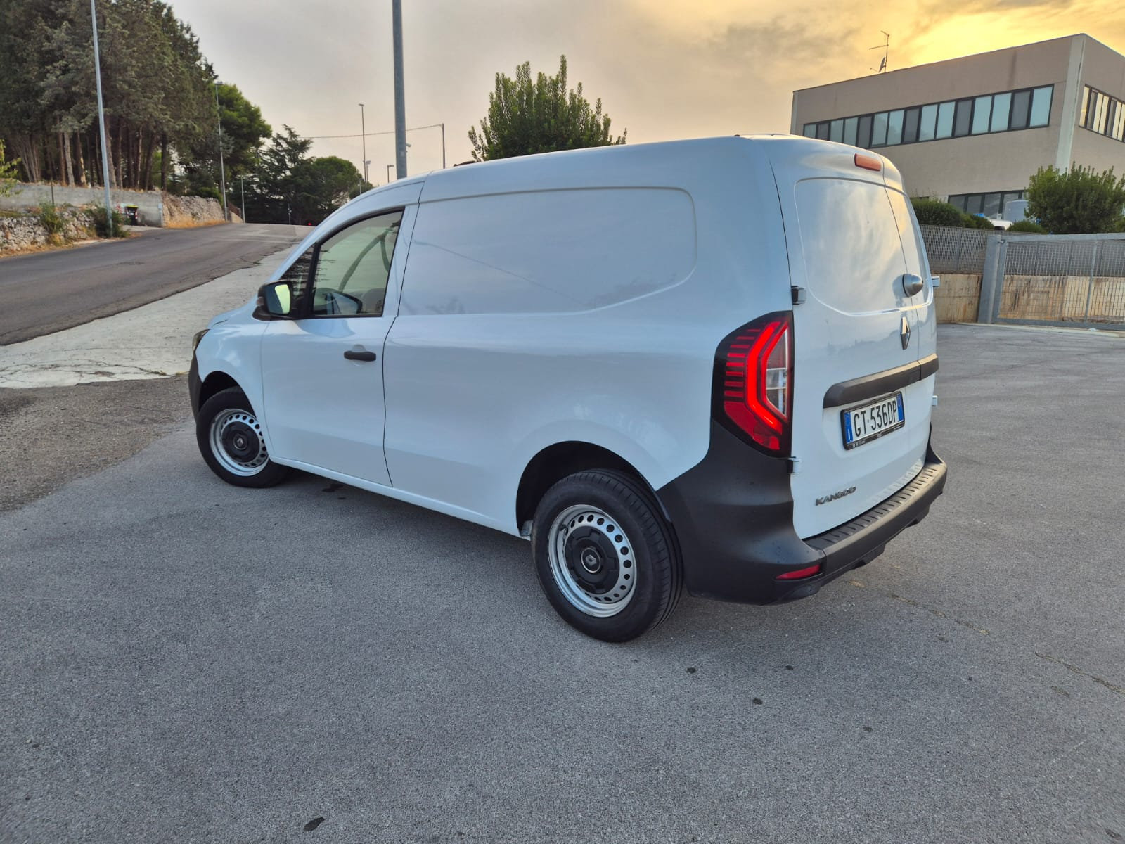 Renault Kangoo Van 1.5 Blue dCi 95 CV — foto 10