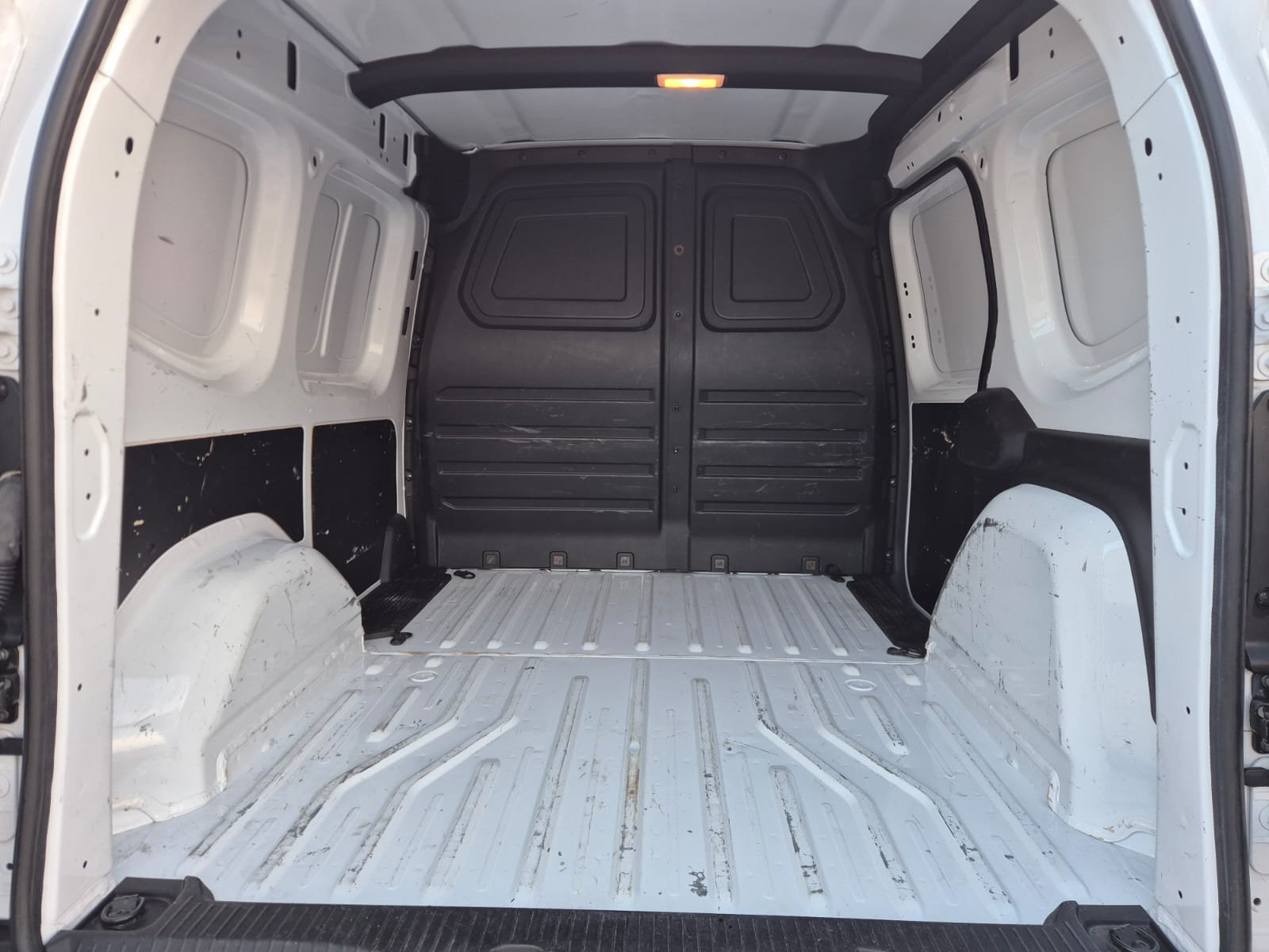 Renault Kangoo Van 1.5 Blue dCi 95 CV — foto 3