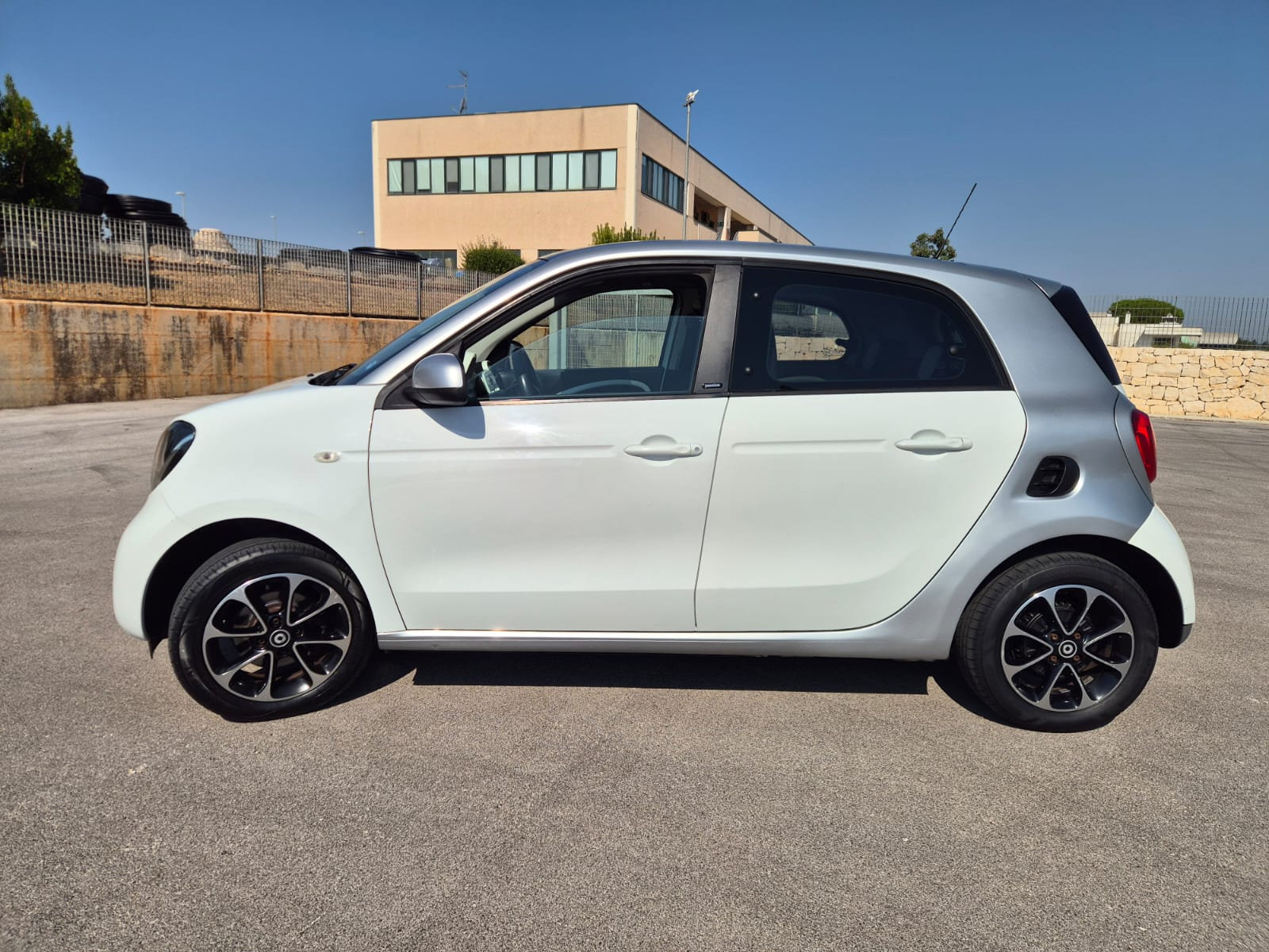 Smart Forfour 1.0 71 CV 4 posti — foto 2