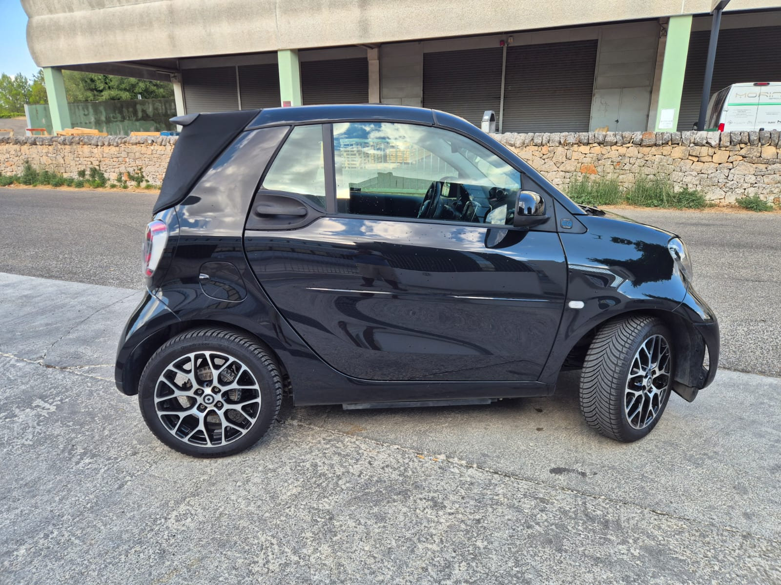 Smart EQ Fortwo Cabrio — foto 10